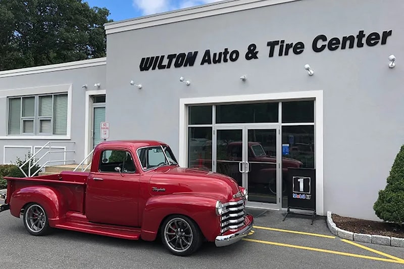 Wilton-auto-bl - Town Hall Guide